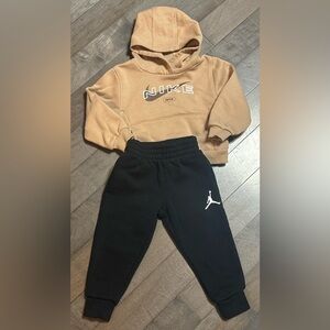 Nike Hoodie Jordan Sweat Pants  Hoodie & Joggers Boys Size 24m /2T